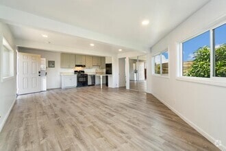 Building Photo - 3411 Aliamanu St