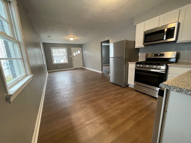 Building Photo - 3BD/1BA Single Family Home