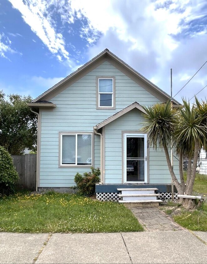 Foto principal - 209 Lake St SE