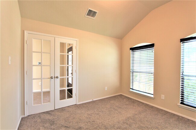 Foto del edificio - 603 Honeysuckle Vine Dr