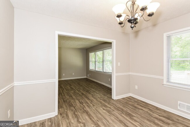 Foto del edificio - 4641 Flint Hill Rd SW