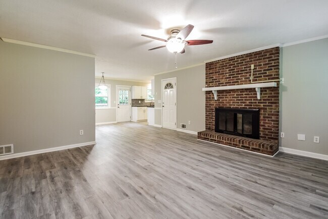 Foto del edificio - 310 Victoria Dr