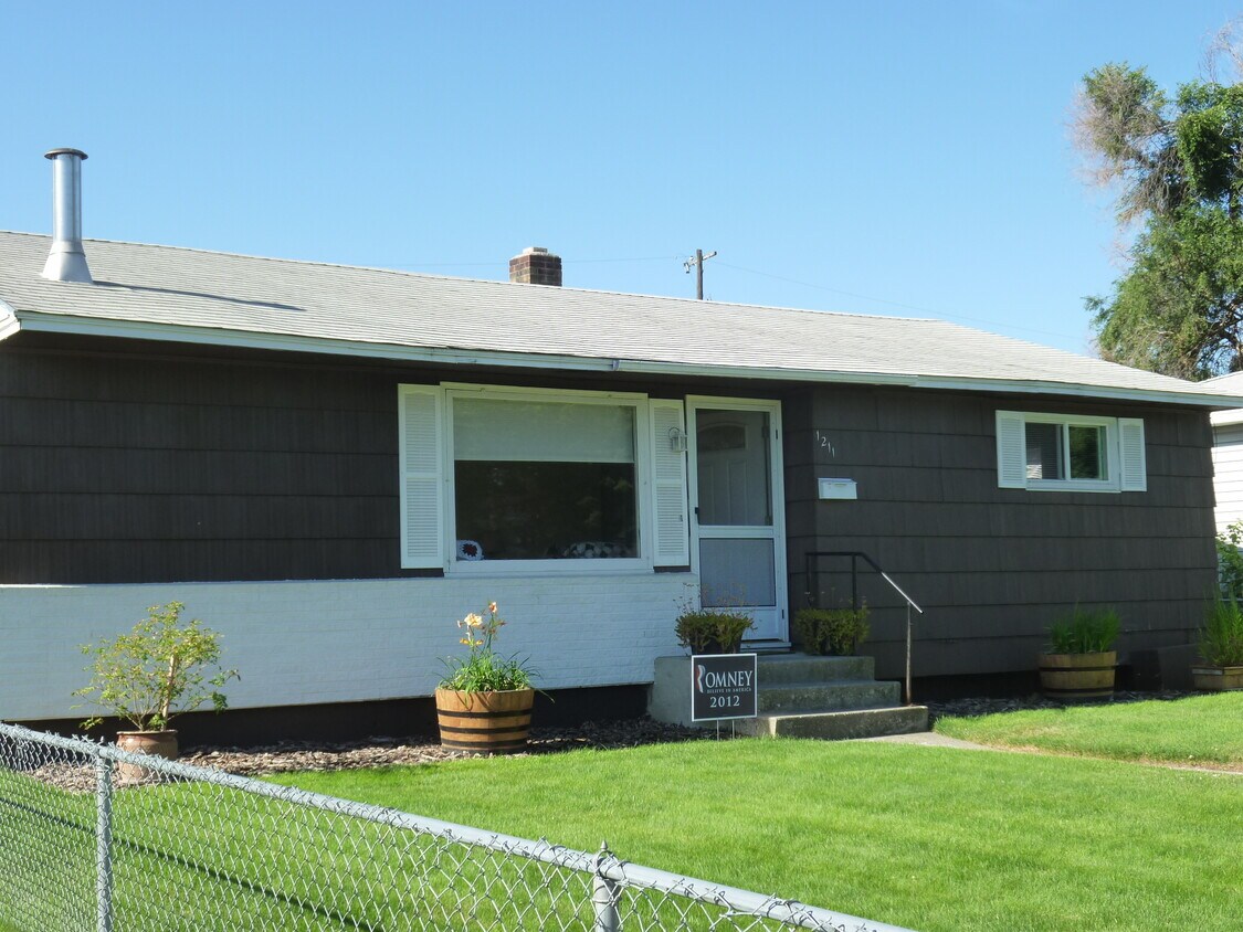 Foto principal - 1211 W Dalke Ave