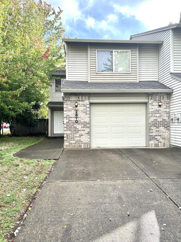 Primary Photo - 2810 SE 41st Ave