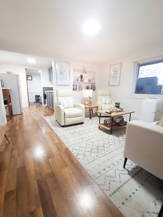 Building Photo - 2359 Old Iroquois Trl