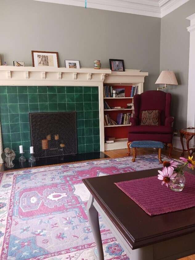 Foto principal - 5518 S Cornell Ave