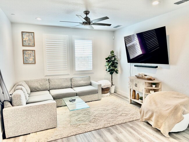 Building Photo - Gorgeous Riverstone 3/2