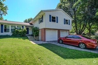 Building Photo - 2035 Adderbury Ln