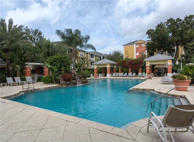 Piscina - 4207 S Dale Mabry Hwy