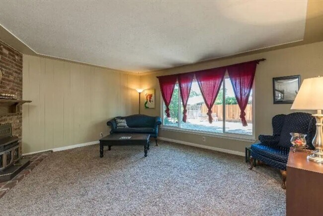 Foto del edificio - 4014 E Fedora Ave