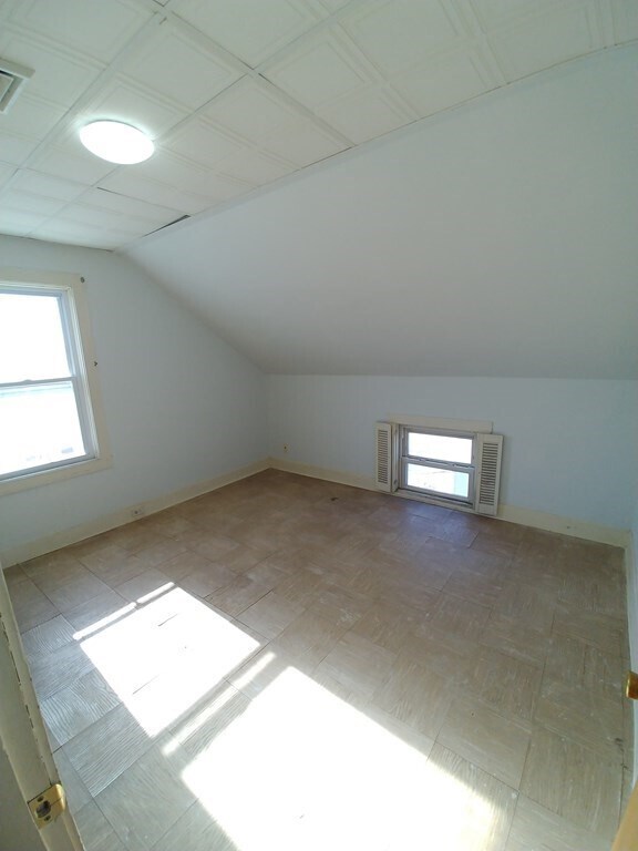 Building Photo - 36 Summerfield St
