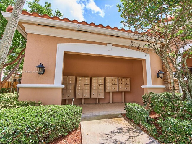 Building Photo - 12447 Emerald Creek Manor