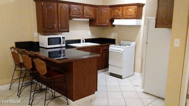 Building Photo - 1 br, 1 bath Apartment - 845 Tennevue drive