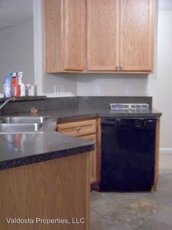 Building Photo - 3 br, 2 bath House - 448 Pinedale Circle