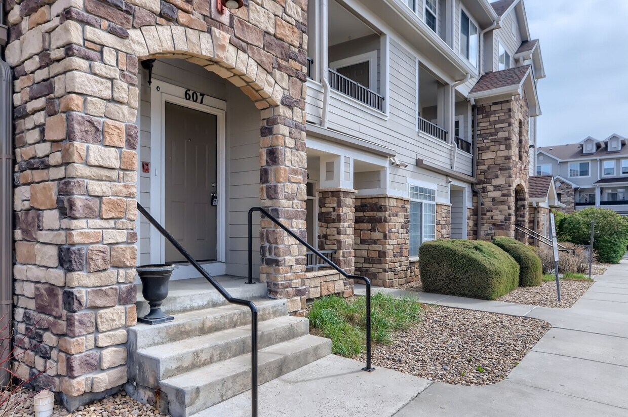 12711 Colorado Blvd, Thornton, CO 80241 Townhome Rentals in Thornton