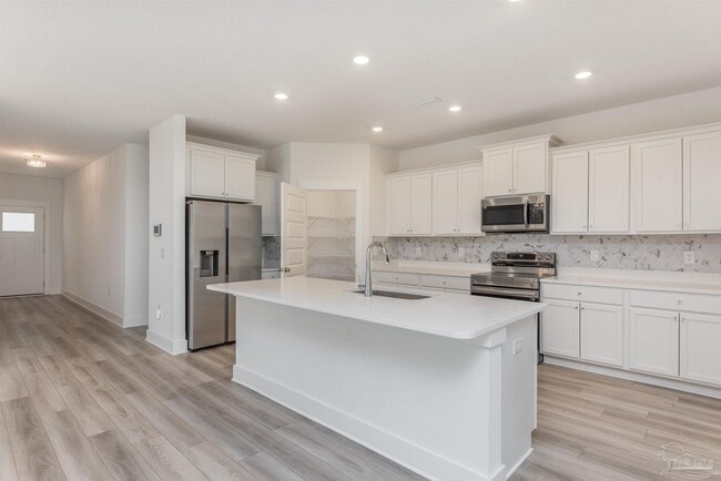 Foto del edificio - 874 Windhill Dr