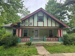 Foto principal - 109 E 12th St