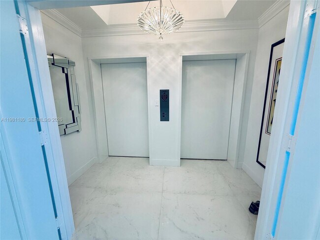 Foto del edificio - 3200 N Ocean Blvd
