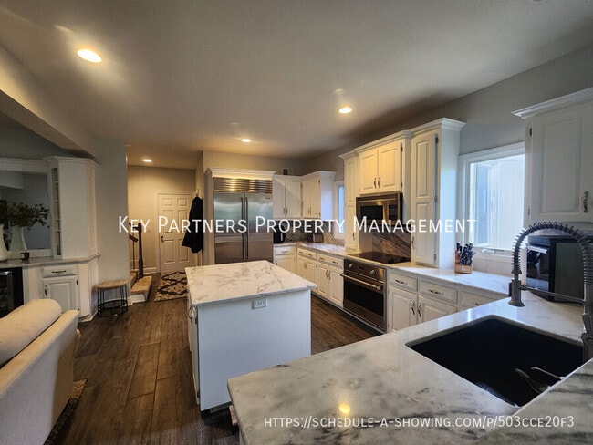 Foto del edificio - 5812 N Ames-