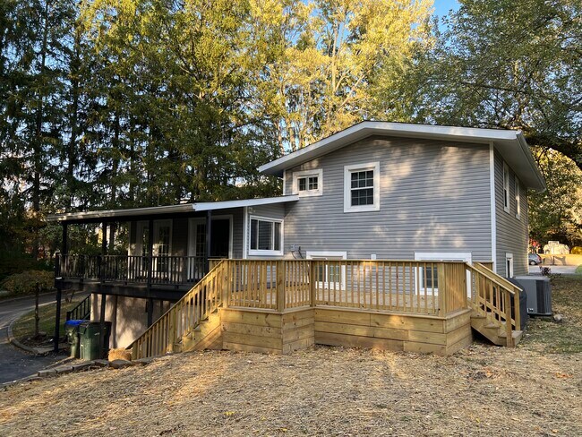 Exterior - Rear - 1474 Kubic Dr