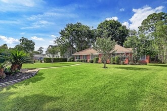 Building Photo - 3709 Parkwood Dr