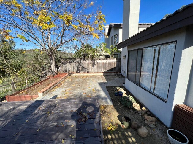Foto del edificio - 2 Bedroom 2.5 bath townhouse
