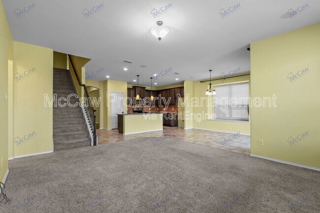 Foto del edificio - 3741 Peach Blossom Rd