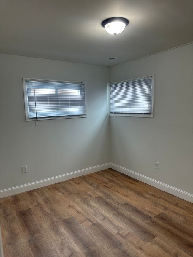 Foto del edificio - 18 Nestingrock Ln