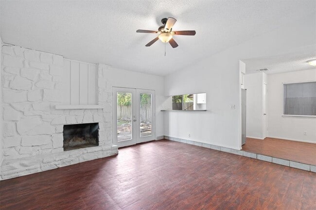 Foto del edificio - 12215 Old Stage Trail