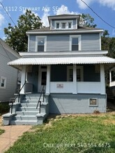 Building Photo - 1112 Stewart Ave SE