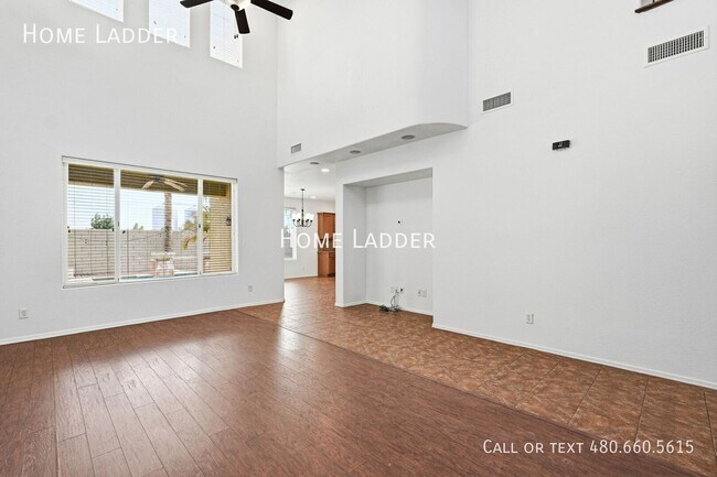 Foto del edificio - 3411 E Mesquite St