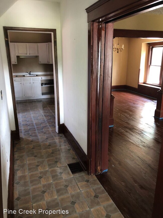 Building Photo - 3 br, 1 bath House - 17101 Grovewood Ave.