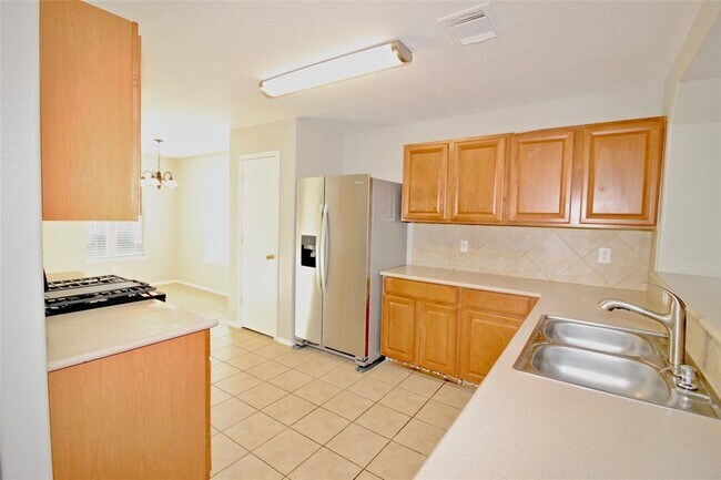 Foto del edificio - 1143 Desert Palms Ln