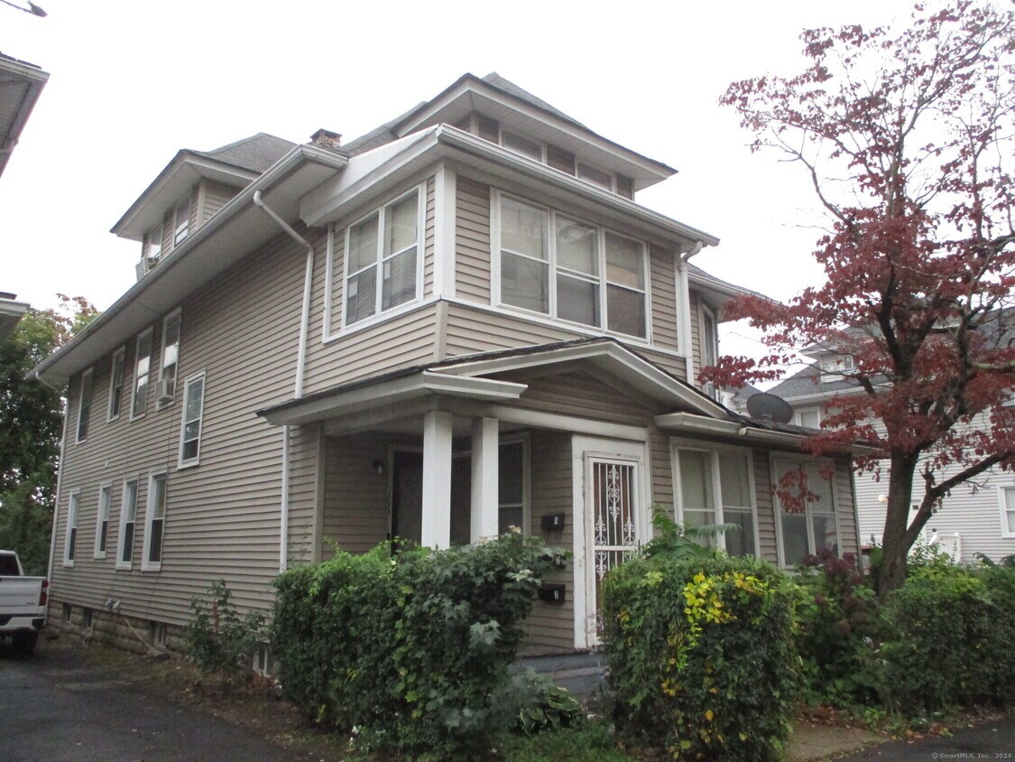 Foto principal - 263 Hawley Ave
