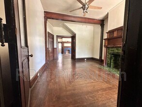 Building Photo - 504 Coal St