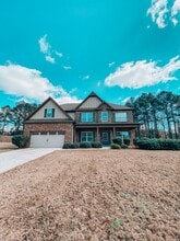 Building Photo - 1532 Middleton Dr