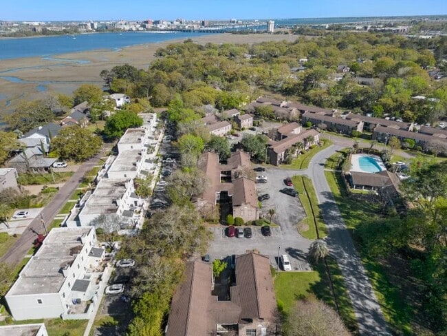 Photo - 640 Cornell St Townhome