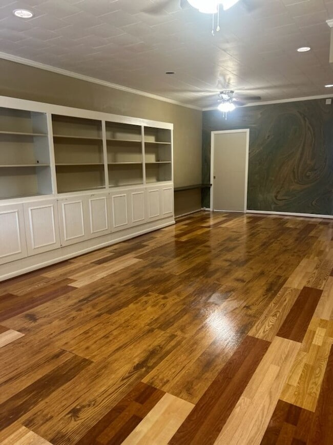 Building Photo - 1 Bed/1 Bath