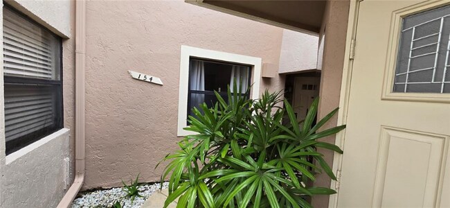 Foto del edificio - 154 NW 98th Terrace