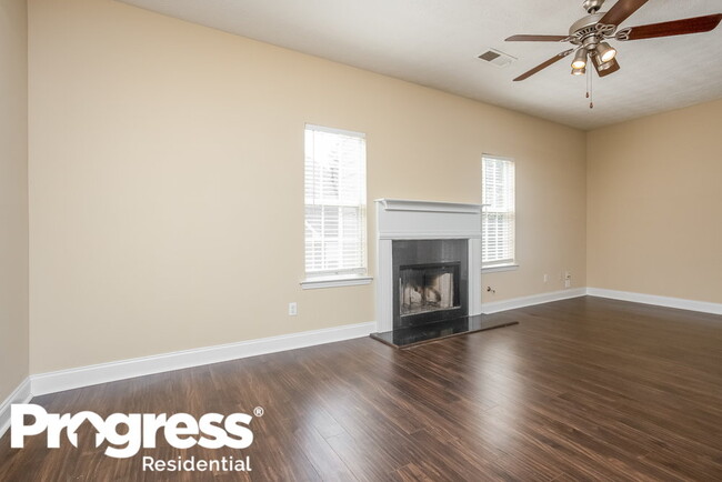 Building Photo - 2628 English Oaks Ln NW
