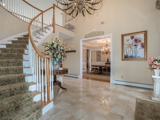 Building Photo - 19 Greenfield Hill