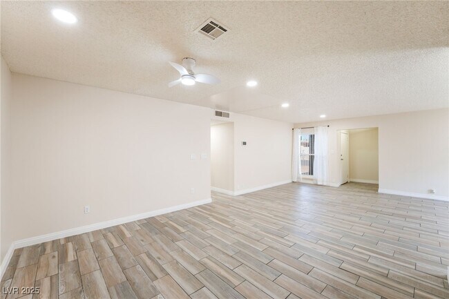 Building Photo - 2629 Hickey Ave