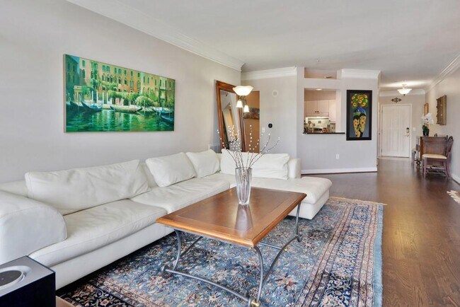 Foto del edificio - 3334 Peachtree Rd NE