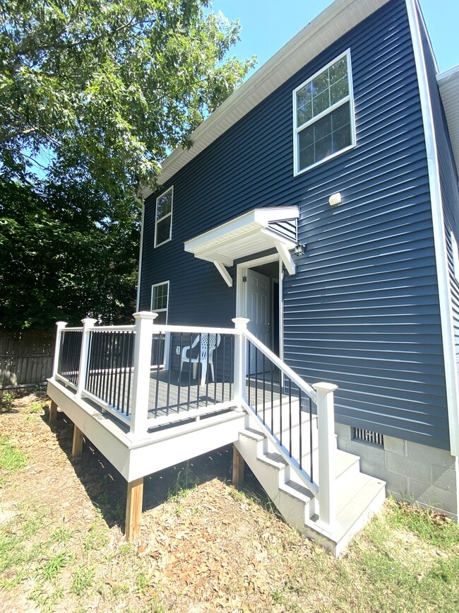 Building Photo - 418 Virginia Ave