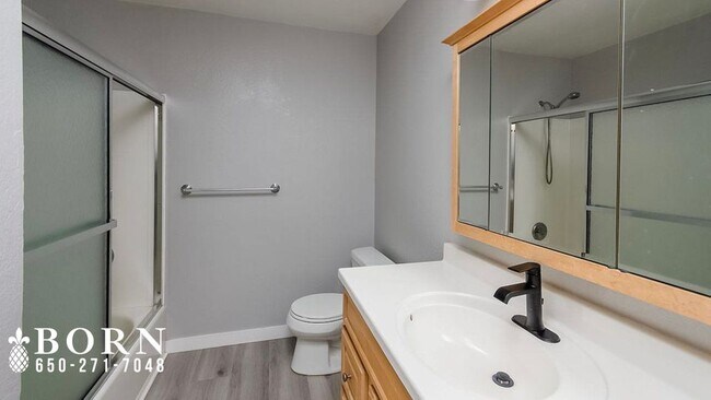 Foto del edificio - 1458 Hudson St