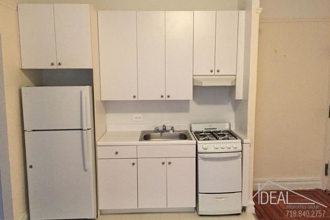 Building Photo - 1 bedroom in Brooklyn NY 11214