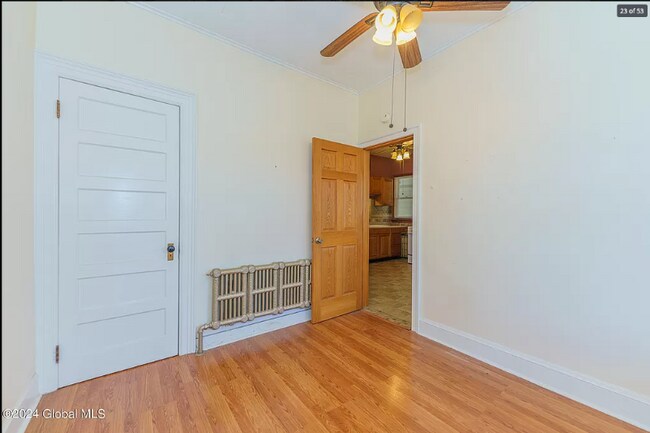 Foto del edificio - 460 Hamilton St