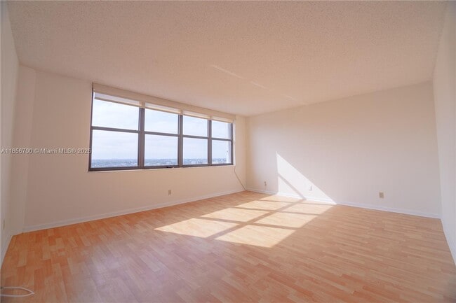 Building Photo - 300 Three Islands Boulevard