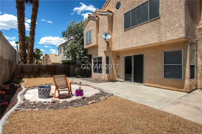 Building Photo - 2119 Rockrose Cir