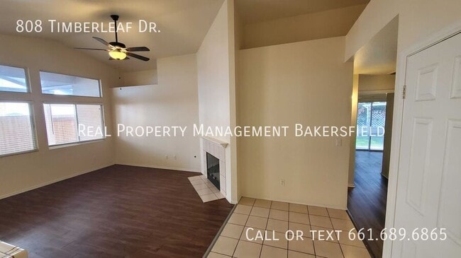 Foto del edificio - 808 Timberleaf Dr